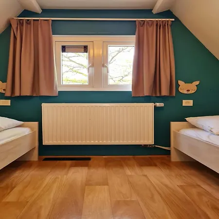 Comfortable Fenced In Durbuy Chalet Durbuy